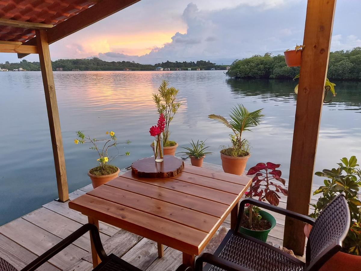 The Sunsetter Bed&Breakfast Bocas del Toro Exterior foto