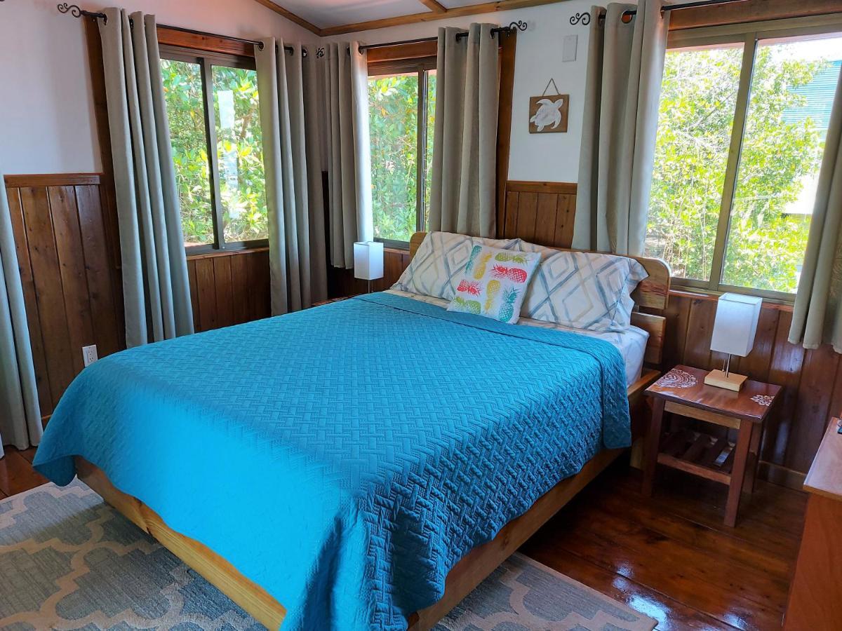 The Sunsetter Bed&Breakfast Bocas del Toro Exterior foto
